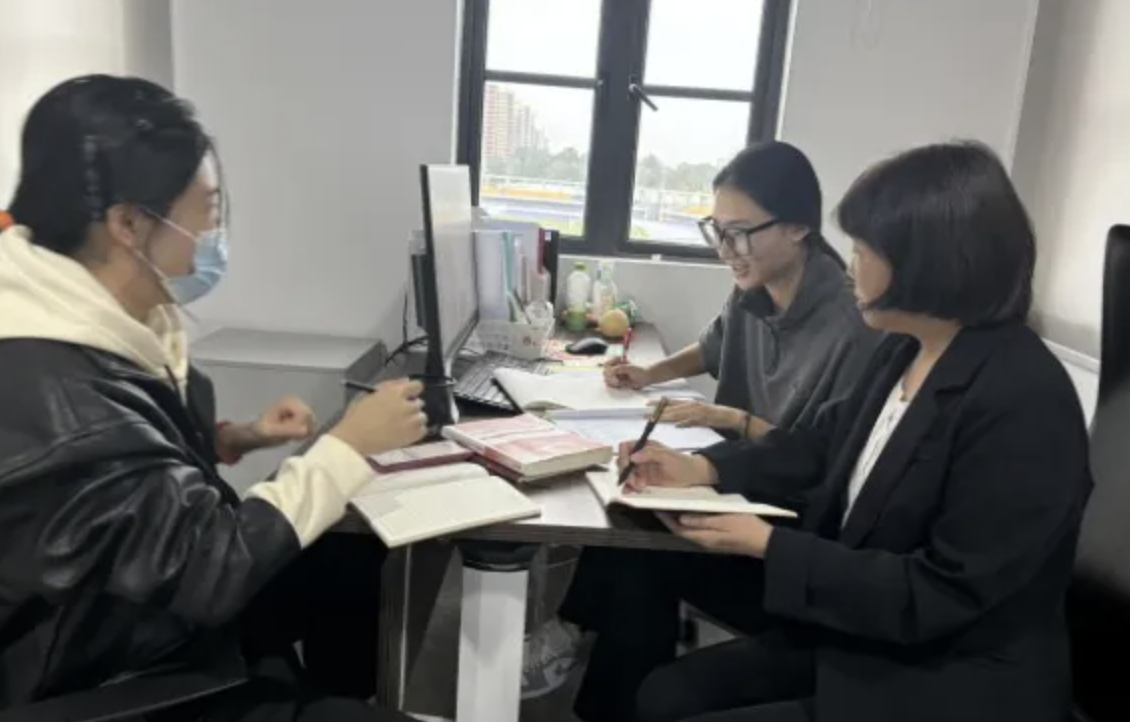 聚力前行，破茧换新——我校思政教研室新学期教研活动纪实