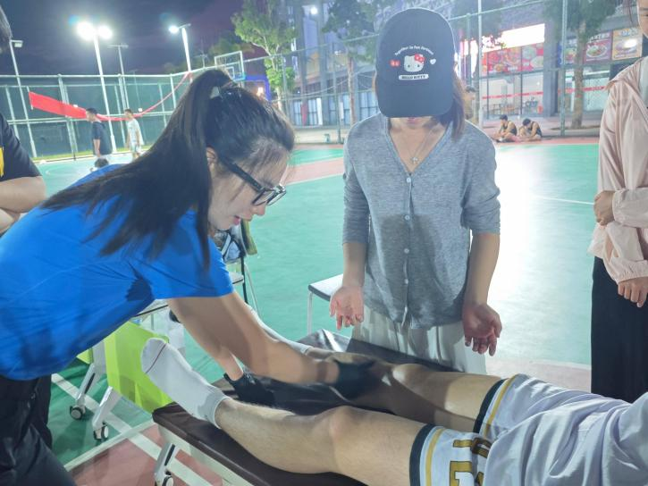 专业守护，为拼搏护航——体育产业学院康复保障团队在行动