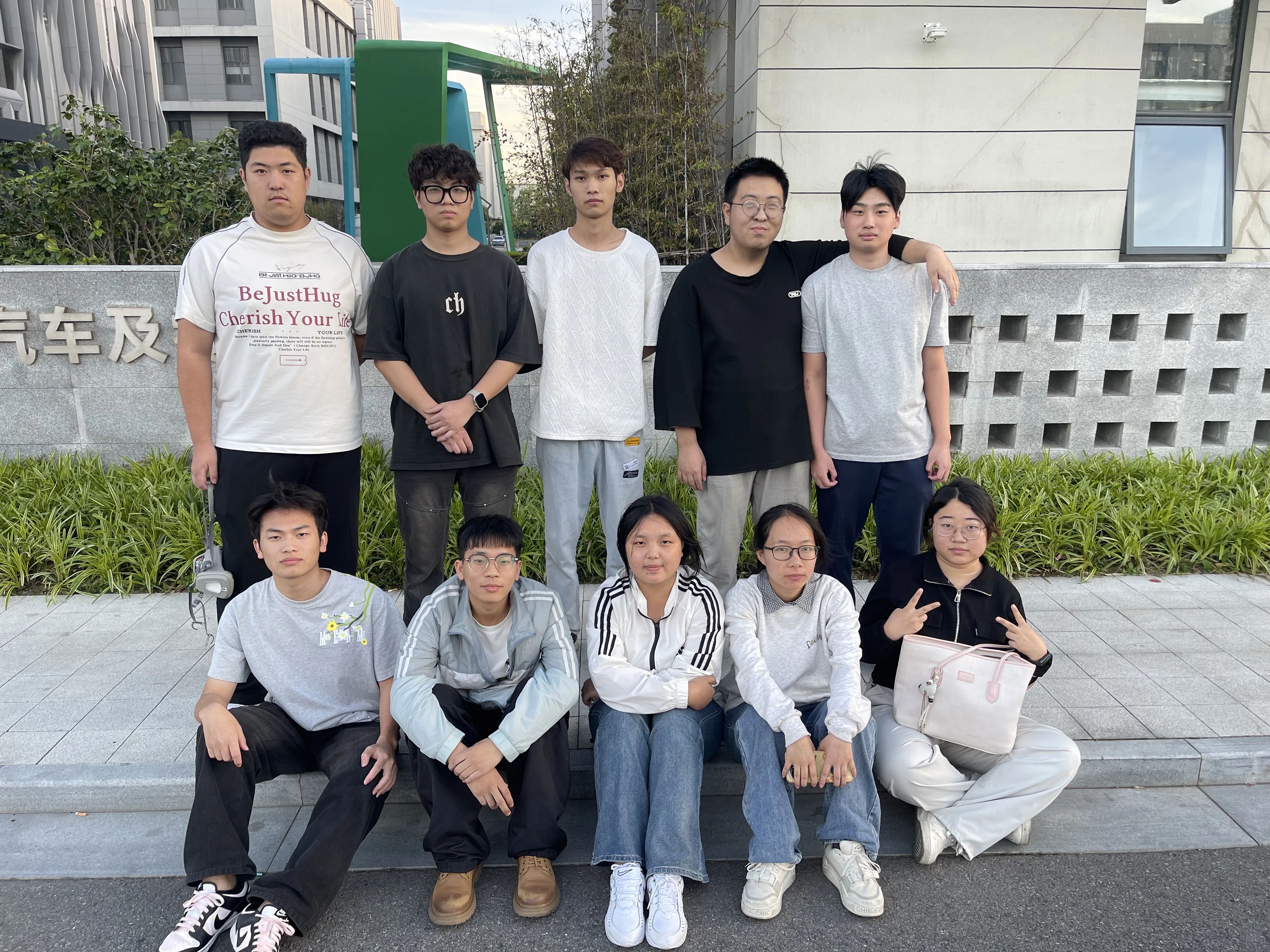 产教融合育英才，实践赋能助成长——我校新能源材料应用技术专业首批学子赴浙江绿色智行科技有限公司开启实习