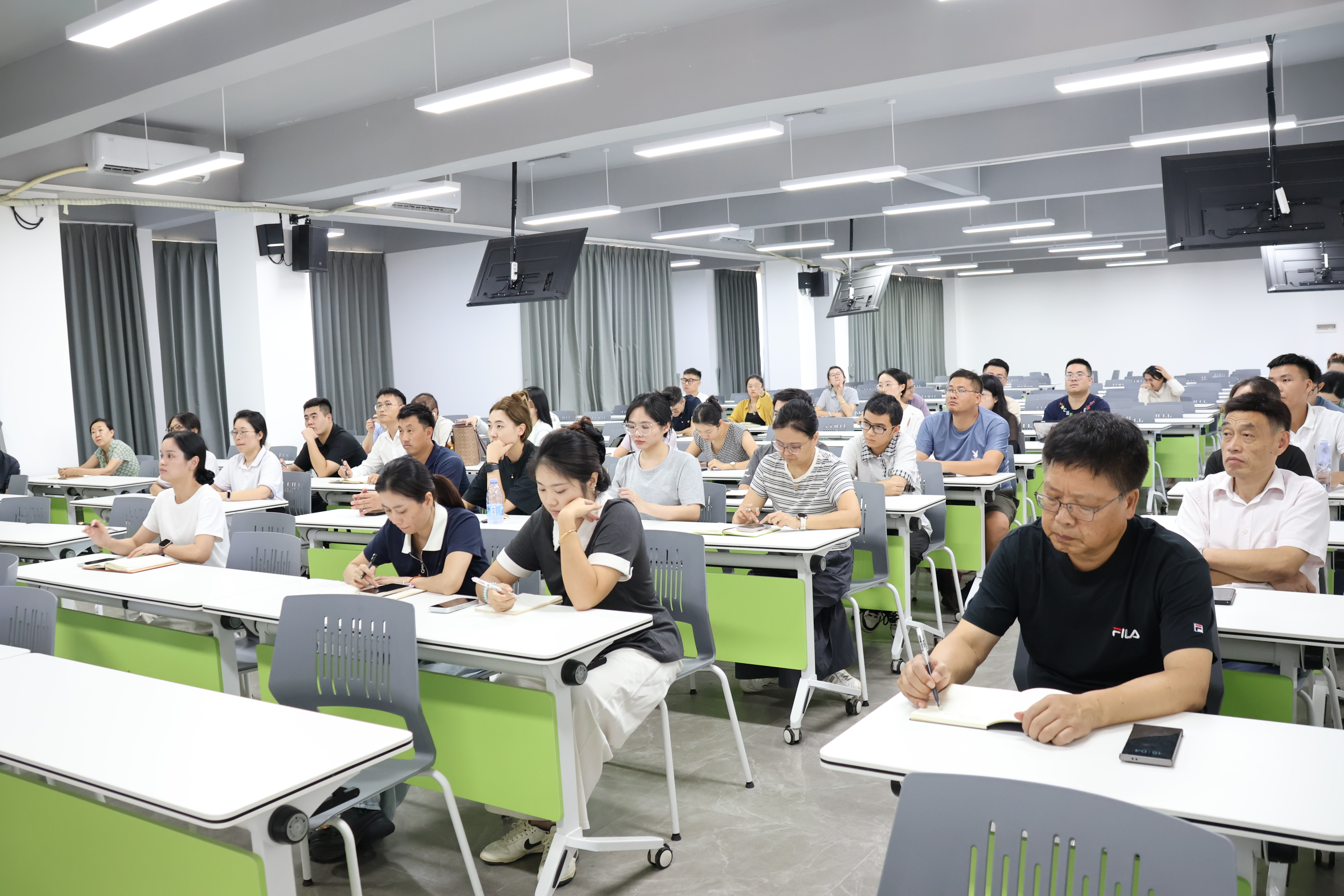 蓄力迎新，护航新程——我校开展2026级迎新工作教师专项培训